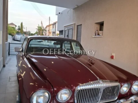 1978 Jaguar XJ6 4.2 4.2L Petrol Automatic Sedan - Main Photo
