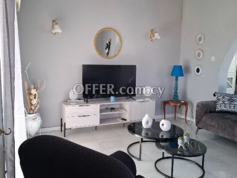 Flat for rent in Mesa Yitonia - Main Photo