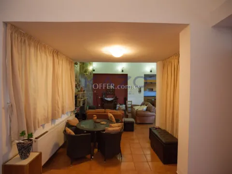 Spacious Four Bedroom House on Large Xyliatou Plot - 6
