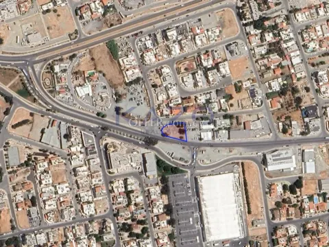 Large Building Plot for Sale in Kato Polemidia - 2