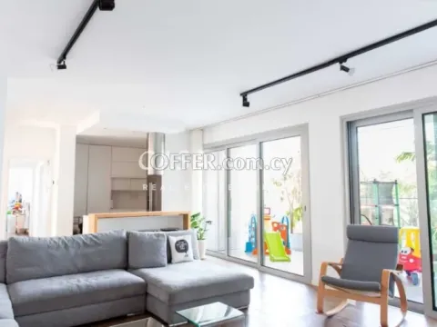 3-Bedroom Apartment in Strovolos - 7