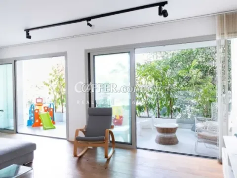 3-Bedroom Apartment in Strovolos - 4
