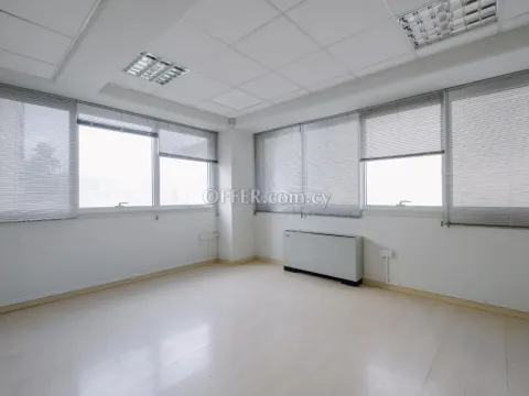 Office in Trypiotis Nicosia - 2