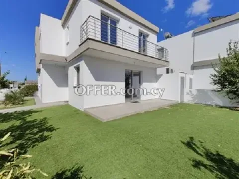 4 Bedroom House  In Latsia, Nicosia - Main Photo