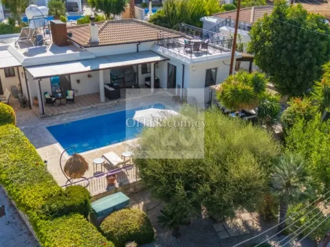 Bungalow in Akourdalia - Main Photo