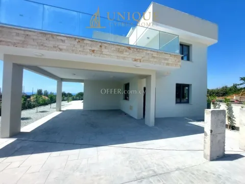 Modern Detached Villa with Sea View in Pegeia - Main Photo