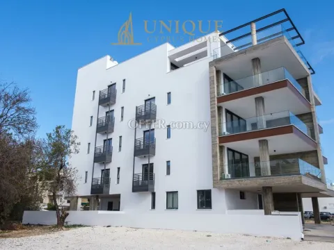 Modern One Bedroom Apartment for Rent in Central Paphos - Main Photo