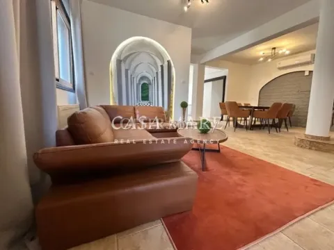 4 Bedroom house in Egkomi, Nicosia - Main Photo