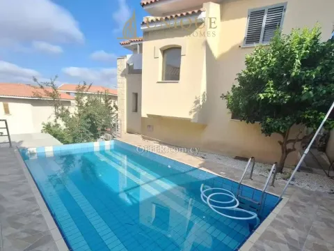 Spacious Furnished Villa with Pool in Konia - Main Photo