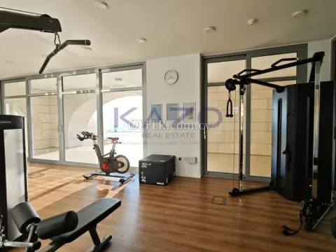 Luxury Seafront Apartment with Astonishing Views - 4