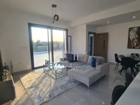 New Modern Penthouse In Parekklisia - 4