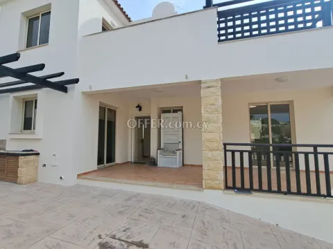 3 Bed Detached Villa for rent in Peyia, Paphos - Main Photo