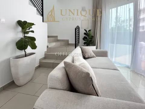 Fully Furnished Townhouse with Pool in Universal - Main Photo