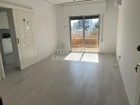 Apartment, For Rent, Nicosia, Nicosia Center, Agioi Omologites - Main Photo