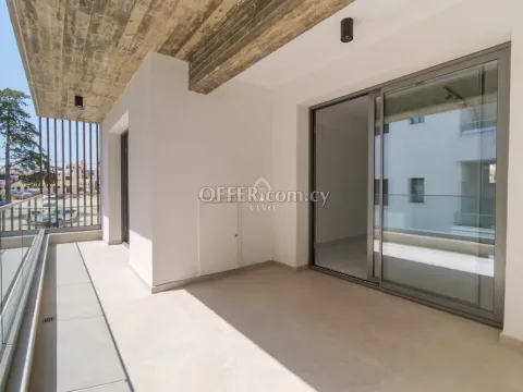 MODERN 3-BEDROOM APARTMENT IN THE HEART OF PAPHOS CITY - Main Photo