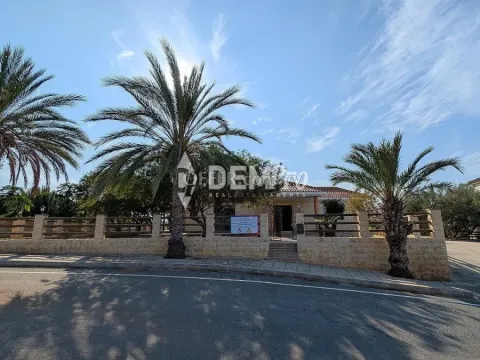 Villa For Sale in Argaka, Paphos - DP5480 - Main Photo