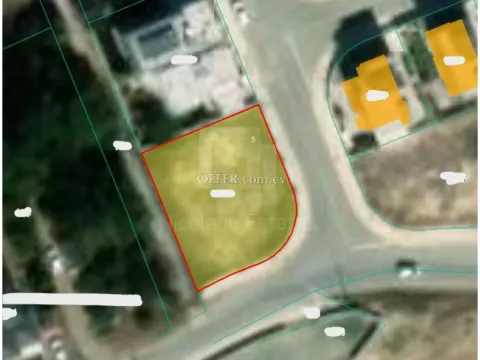 539 m2 plot in Nisou near Theodorio stadium NO VAT - Main Photo