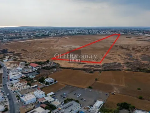 Shared Field in Paralimni - 3
