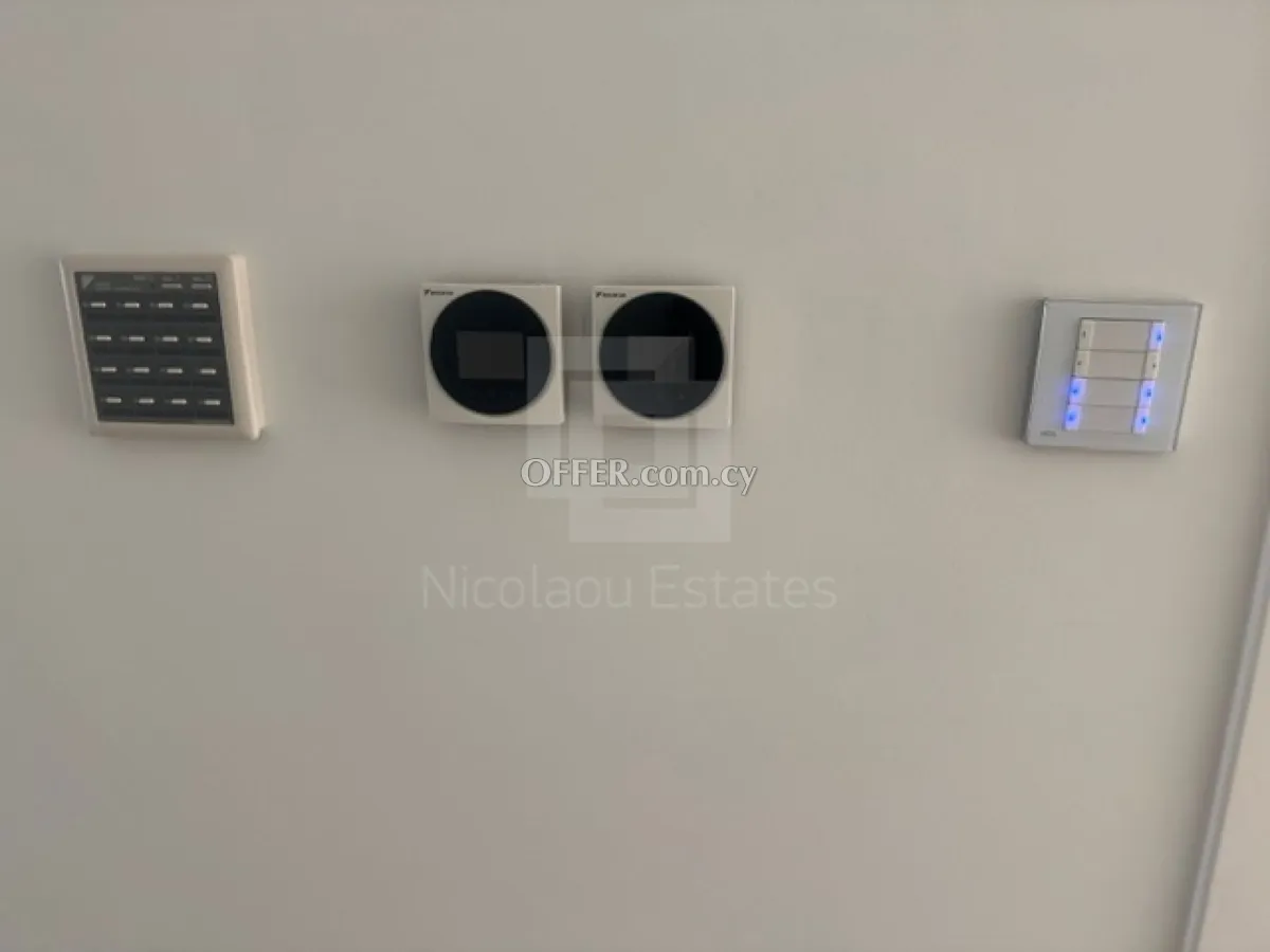 New modern three bedroom apartment on the 11th floor with panoramic views in Nicosia Town Center - 9