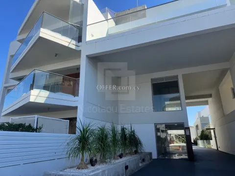 Beautiful modern three bedroom penthouse for rent in Agia Sofia area of Strovolos - Main Photo