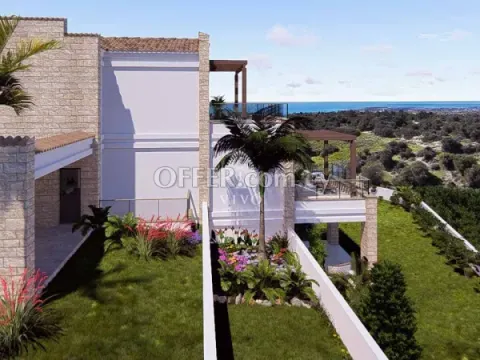 FIVE BEDROOM VILLA IN A GOLF RESORT IN PAPHOS - 10