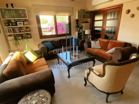 3 Bedroom family House for Sale in Peaceful Palodeia - 10