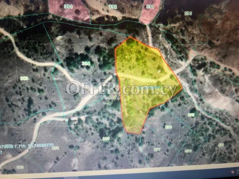 Πωλείται μεγάλο χωράφι με δρόμο στα Κελοκέδαρα - Main Photo