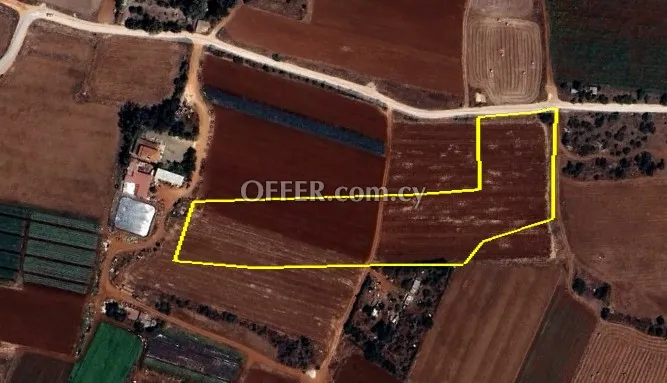 (Tourist) in Liopetri, Famagusta for Sale - 1