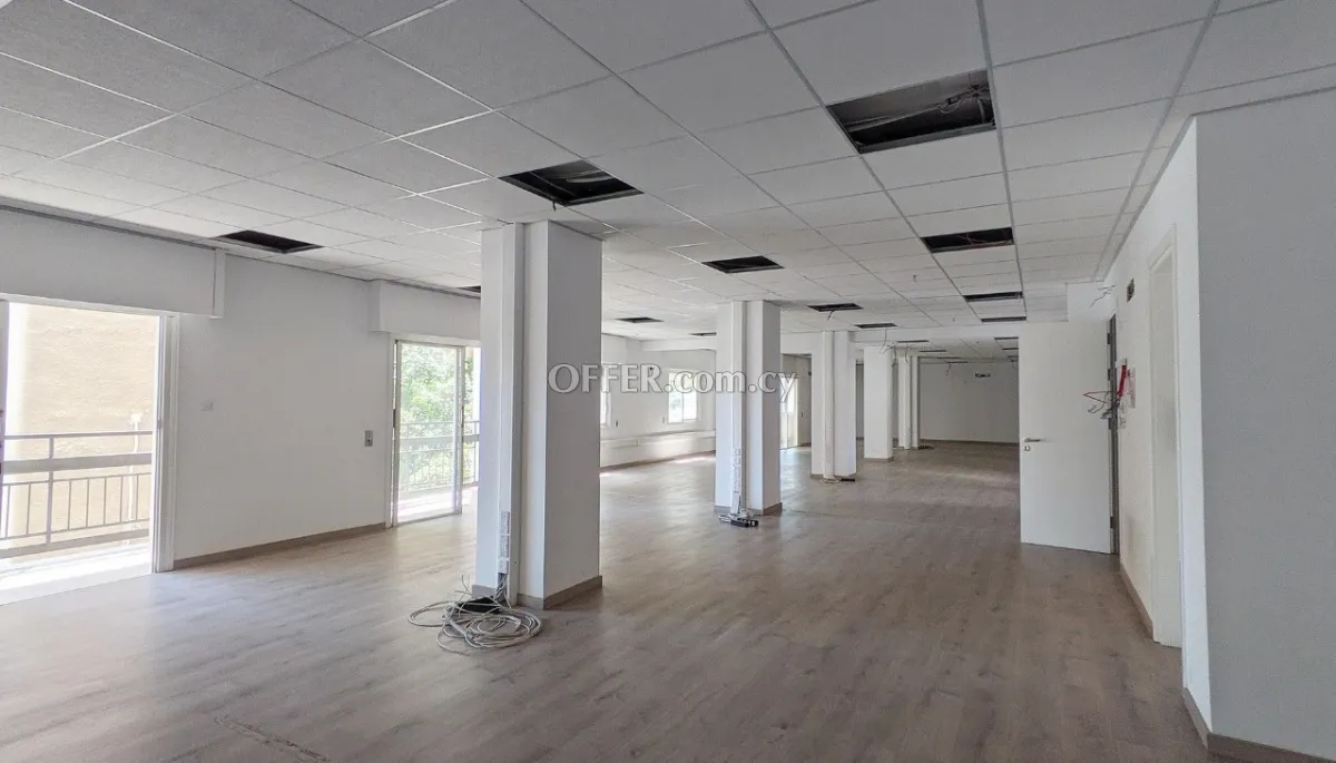 Commercial (Office) in Agioi Omologites, Nicosia for Sale - 10
