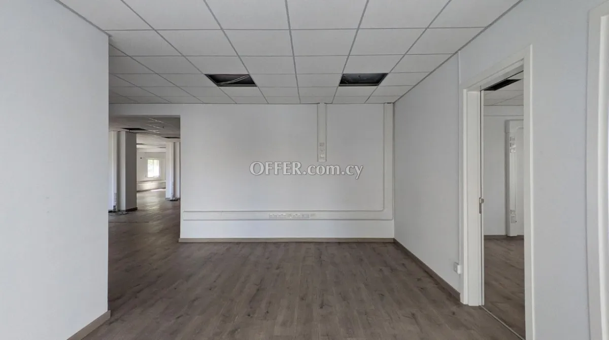 Commercial (Office) in Agioi Omologites, Nicosia for Sale - 7
