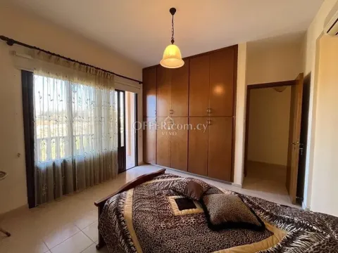 LARGE CUSTOM-BUILT VILLA FOR SALE IN EMBA - 2