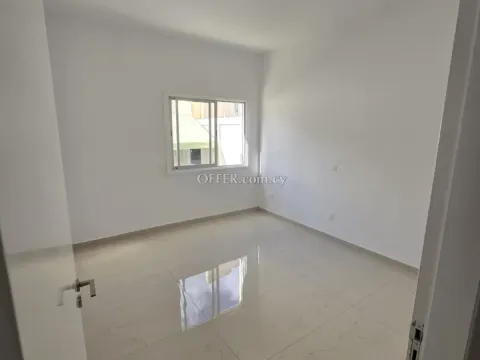 3 Bed Apartment for rent in Agios Theodoros, Paphos - Main Photo