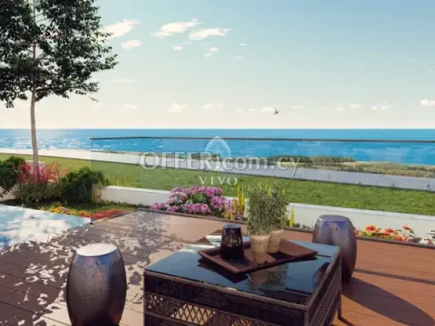 FIVE BEDROOM BEACHFRONT VILLA IN PAPHOS - Main Photo