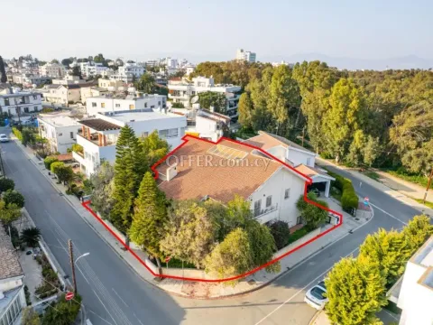 4 bedroom house in Chryseleousa Strovolos Nicosia - Main Photo