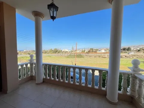 LARGE CUSTOM-BUILT VILLA FOR SALE IN EMBA - 8