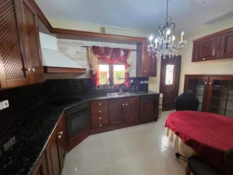 Fully Furnished Four Bedroom House in Central Neapolis - 7