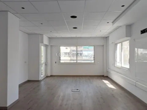 Commercial (Office) in Agioi Omologites, Nicosia for Sale - 3