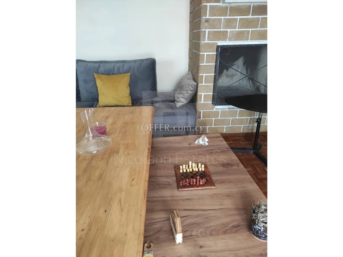 Spacious 3 bedroom Fully Renovated Apartment with garden for rent in Acropolis in the center of Nicosia - 4