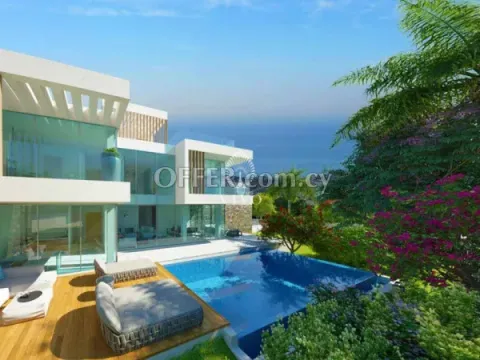 FOUR BEDROOM VILLA IN A GOLF RESORT IN PAPHOS - Main Photo
