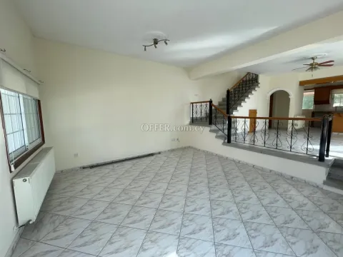 3 Bed Semi-Detached House for rent in Konia, Paphos - Main Photo
