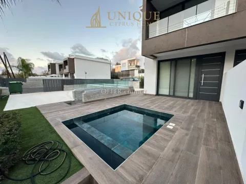 Modern Furnished Penthouse in Peaceful Empa with Pool - Main Photo