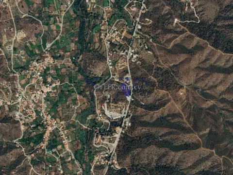 Large 3011m2 Field for Sale in Evrychou - 2