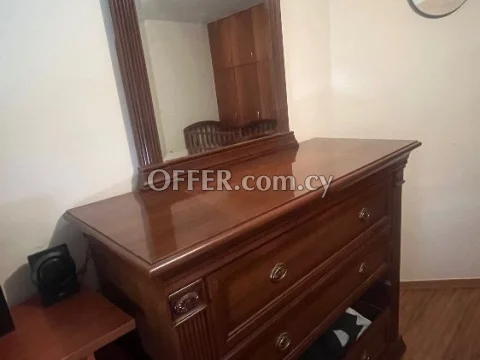 Συρταριερα με καθρέφτη - Main Photo