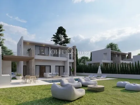 EXCLUSIVE 5-BEDROOM VILLA WITH BIG PLOT IN PEYIA - Main Photo