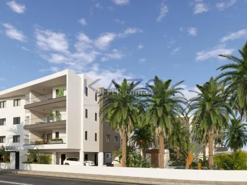 Modern Three Bedroom Apartment in Quiet Deryneia Area - 10