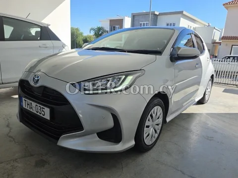 2021 Toyota Yaris 1.5L Hybrid Automatic Hatchback - Main Photo