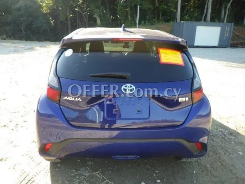 2022 Toyota AQUA 1.5L Automatic Hatchback - 4