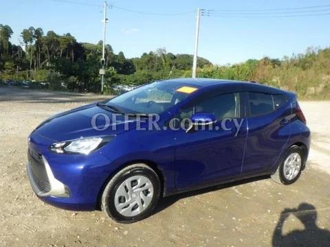 2022 Toyota AQUA 1.5L Automatic Hatchback - Main Photo