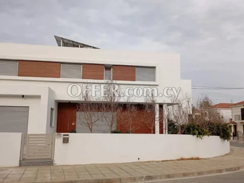 For Sale, Luxury Four-Bedroom Detached House in Makedonitissa - Main Photo