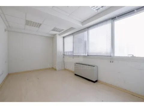Office space in Trypiotis Nicosia - 10